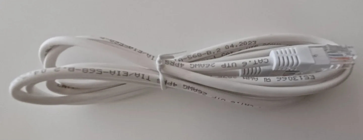 White CAT.6 UTP Ethernet Cable - photo 2