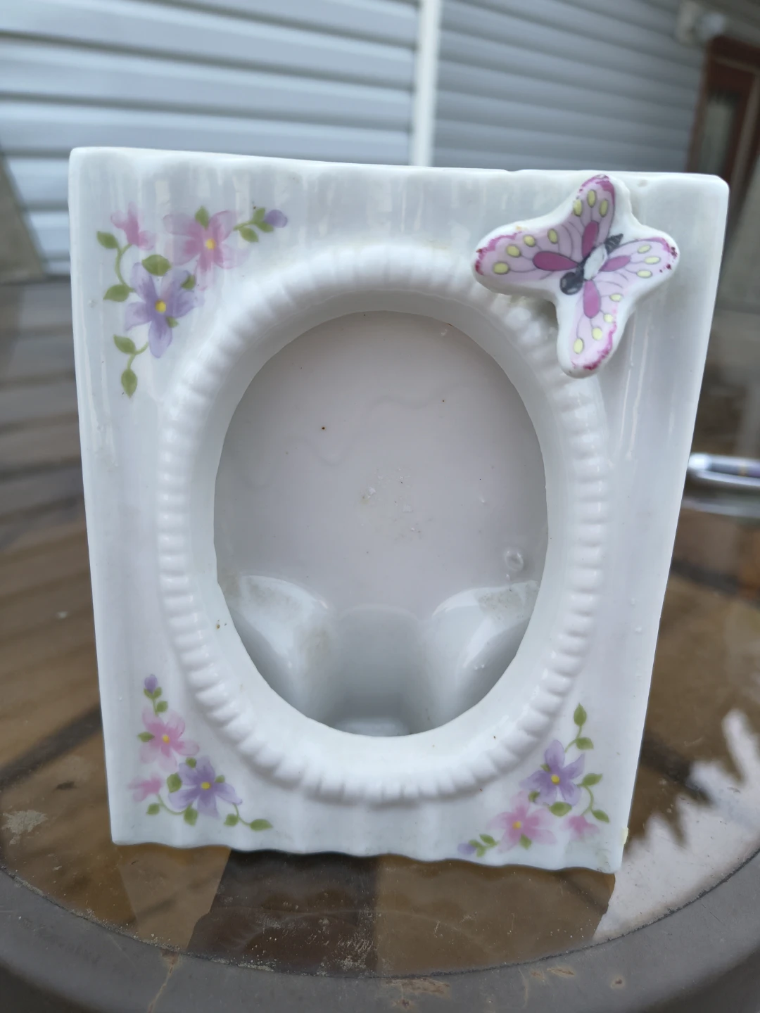 Antique White Ceramic Picture Frame with Butterfly - photo 4