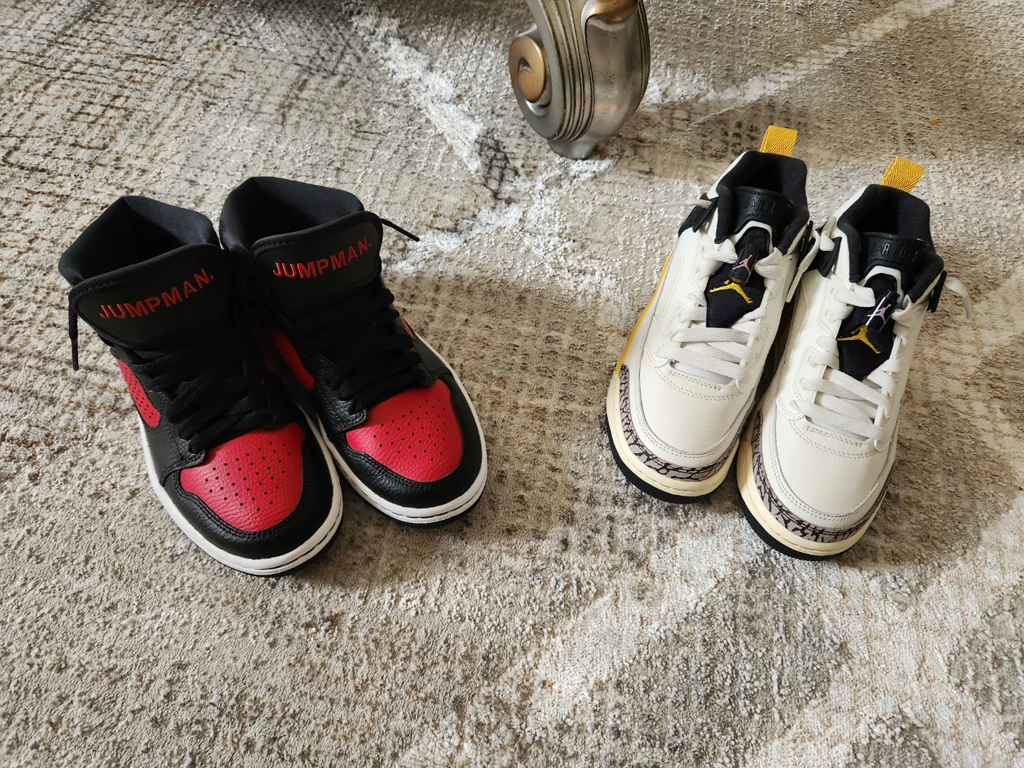 Jordan 2 pair shoes youth