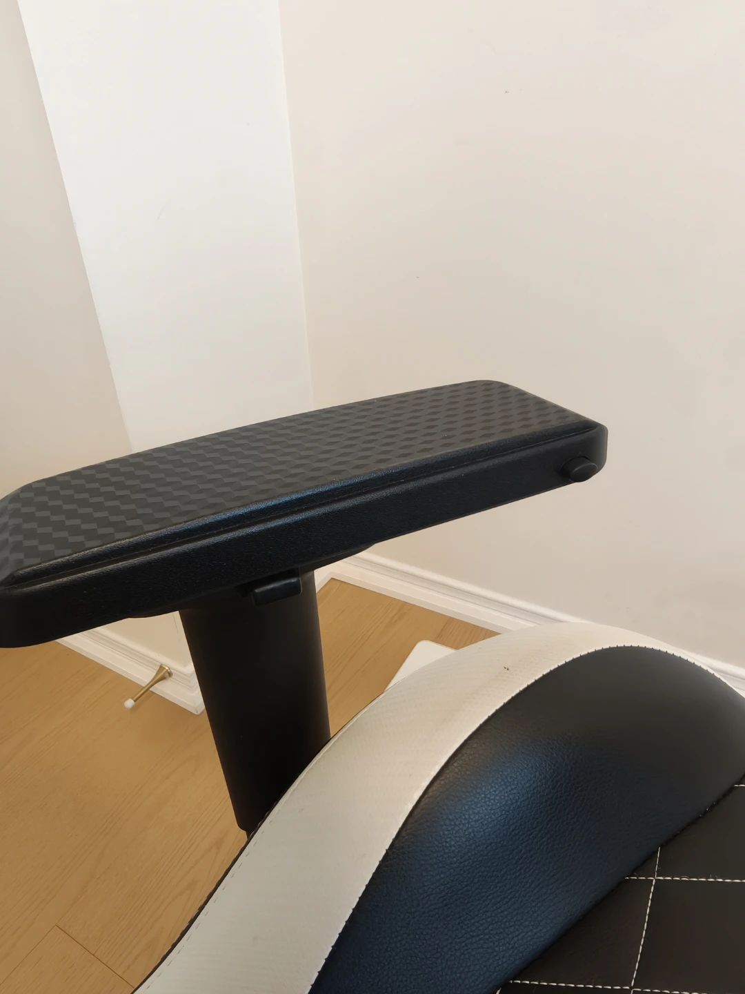 Corsair Gaming Chair - photo 5