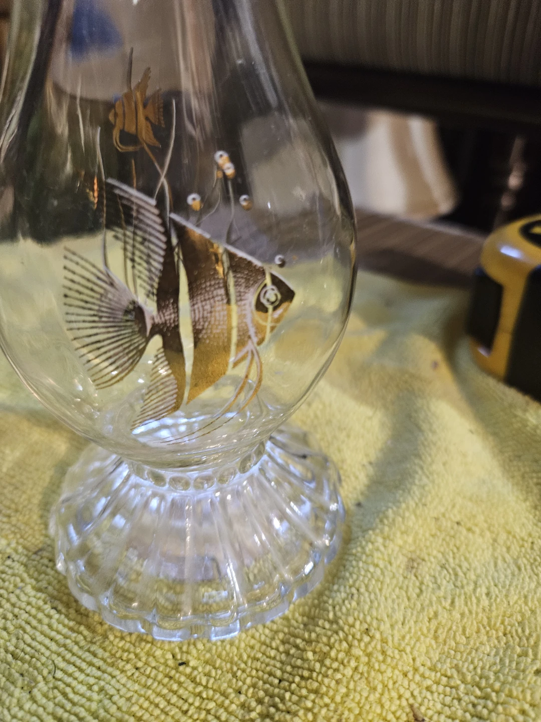 Glass Vase with Fish Design - photo 3