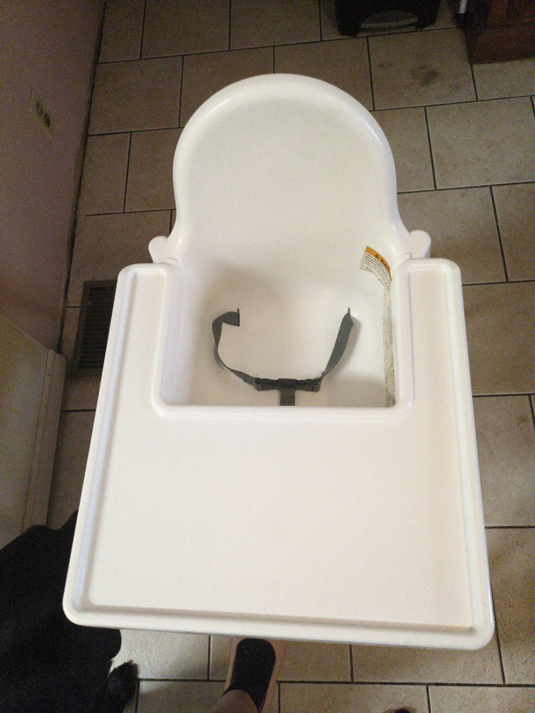 White Baby High Chair with Tray - photo 2