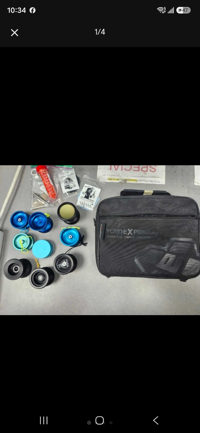 YoYoExpert Yo-Yo Collection with Carrying Case