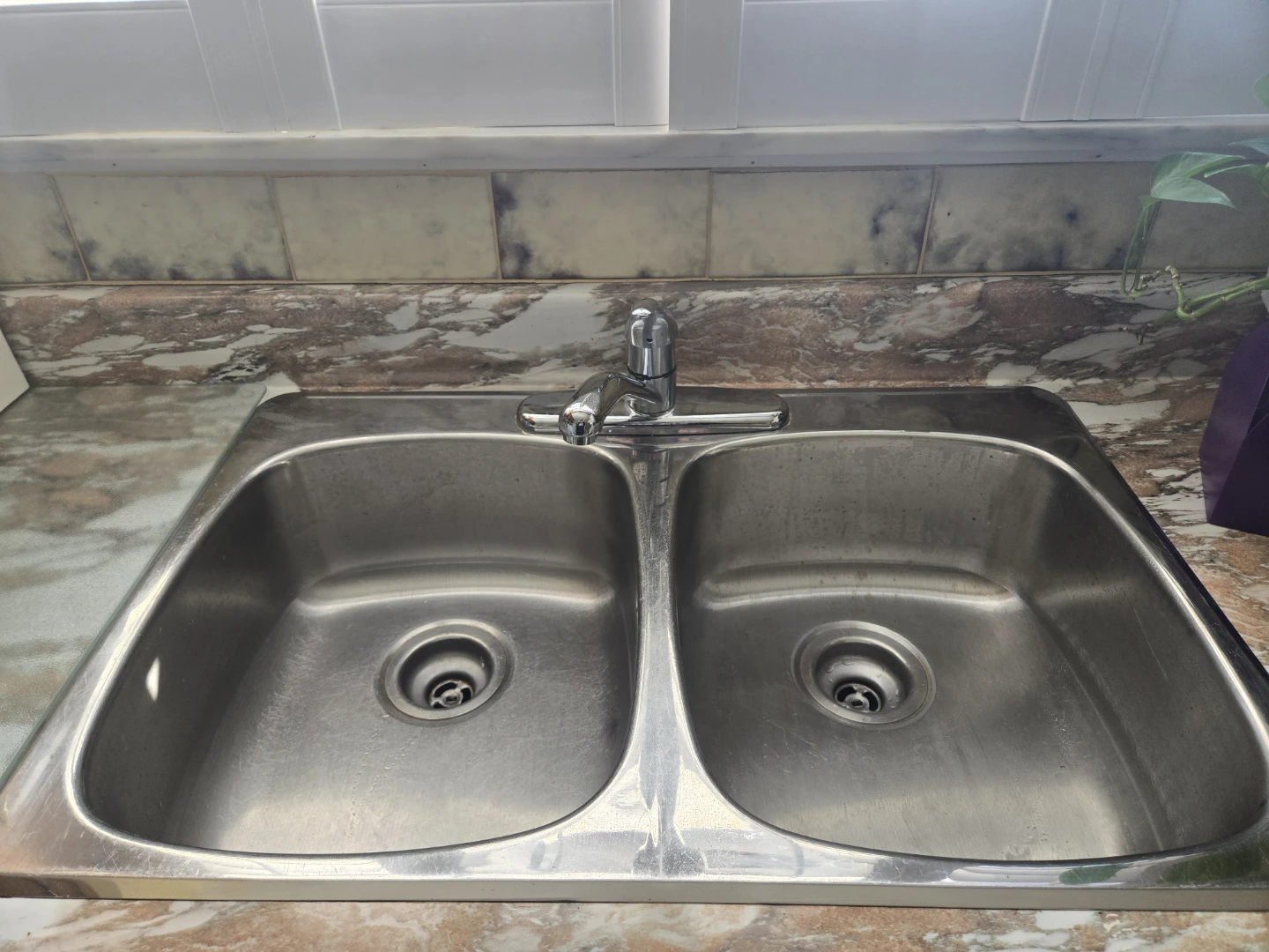 Double basin stainless steel kitchen sink - photo 2