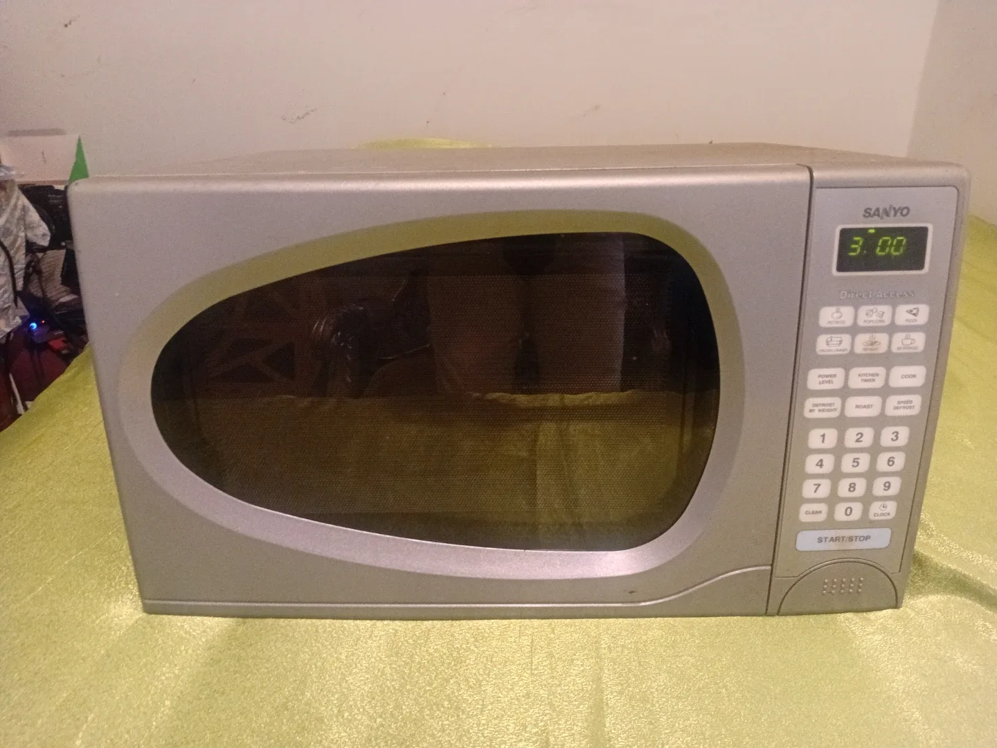 Sanyo Microwave Oven
