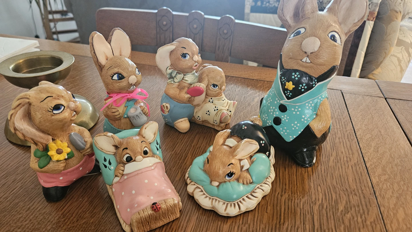 Vintage Pendelfin Bunnies