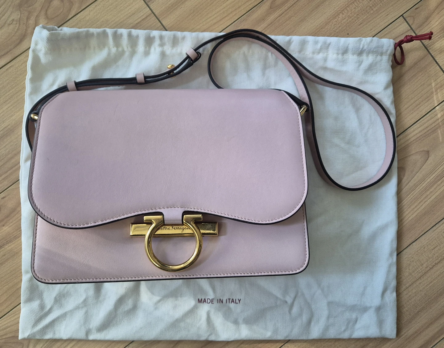 Ferragamo Gancini Bag - Pink Leather - photo 3