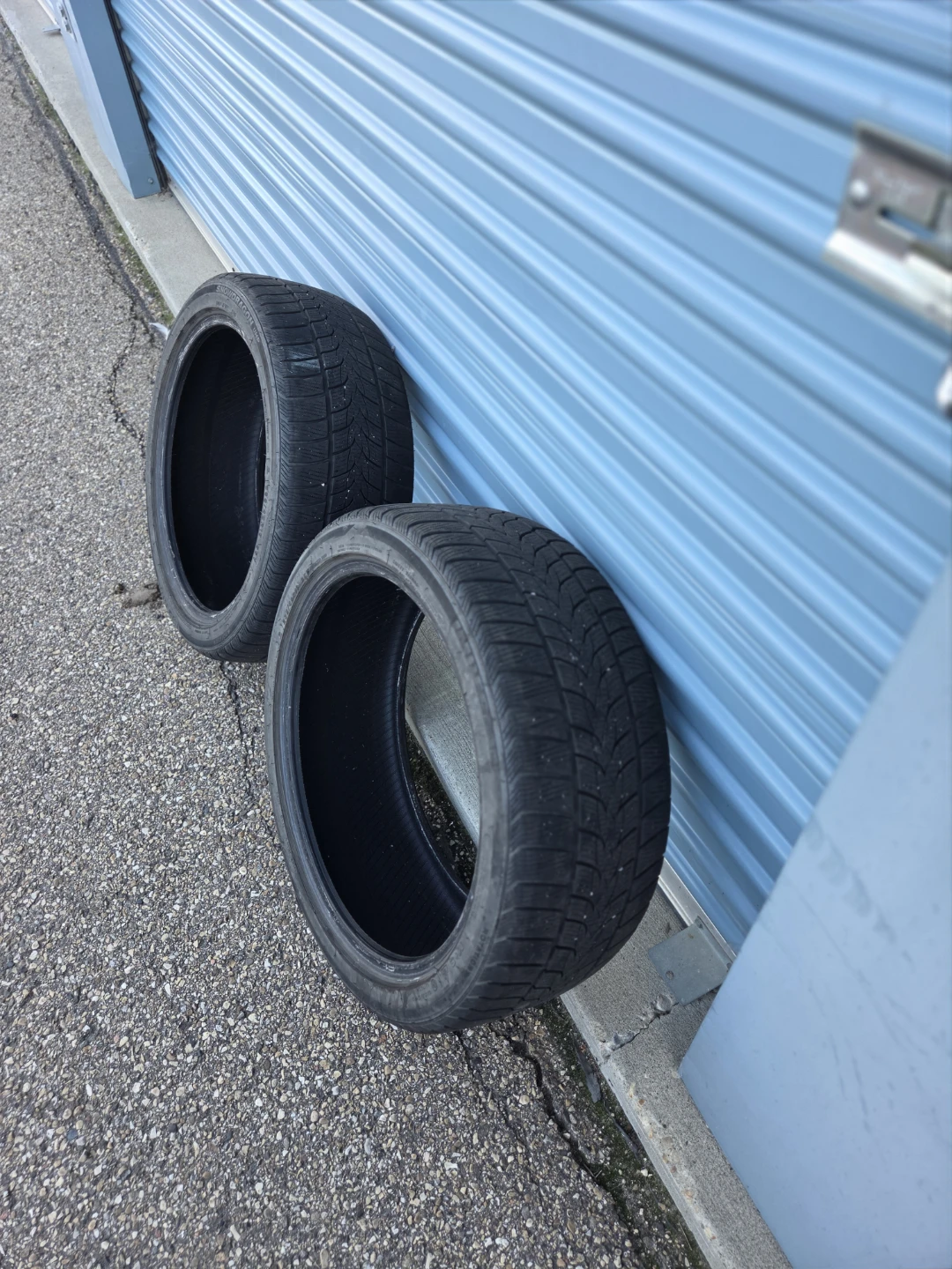 2 Nankang Snowdragon UHP Tires  235/40R19
