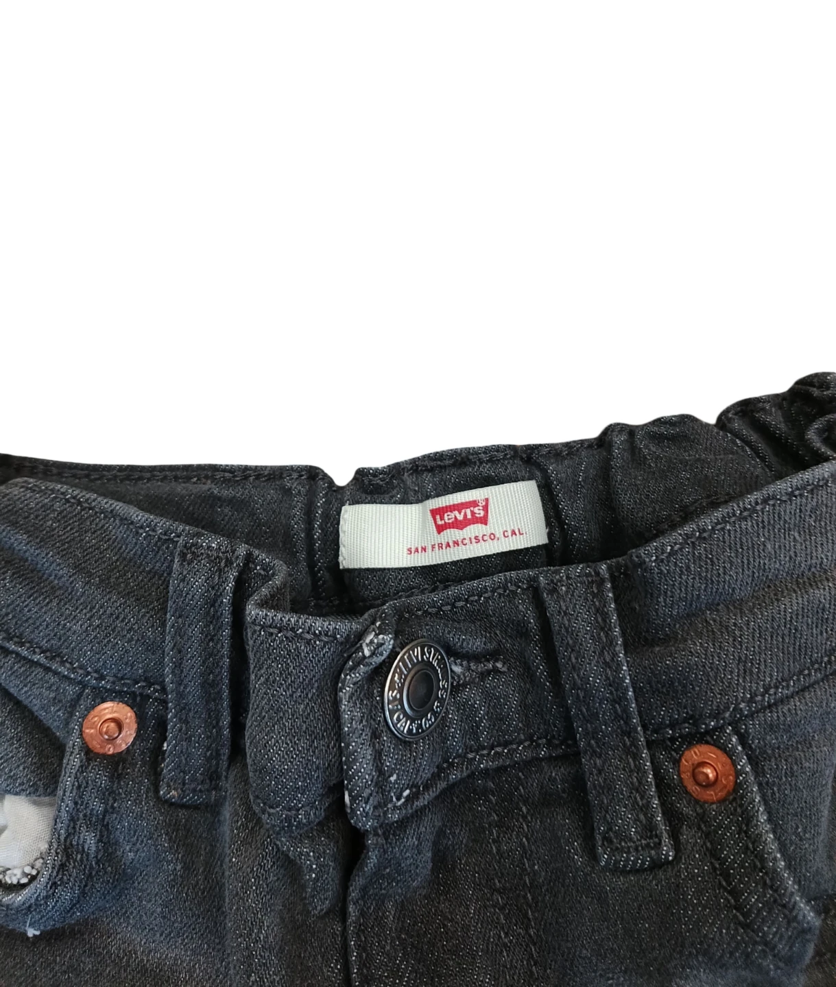 Levi’s Girls’ Girlfriend Fit Denim Shorts — Size 7 - photo 2