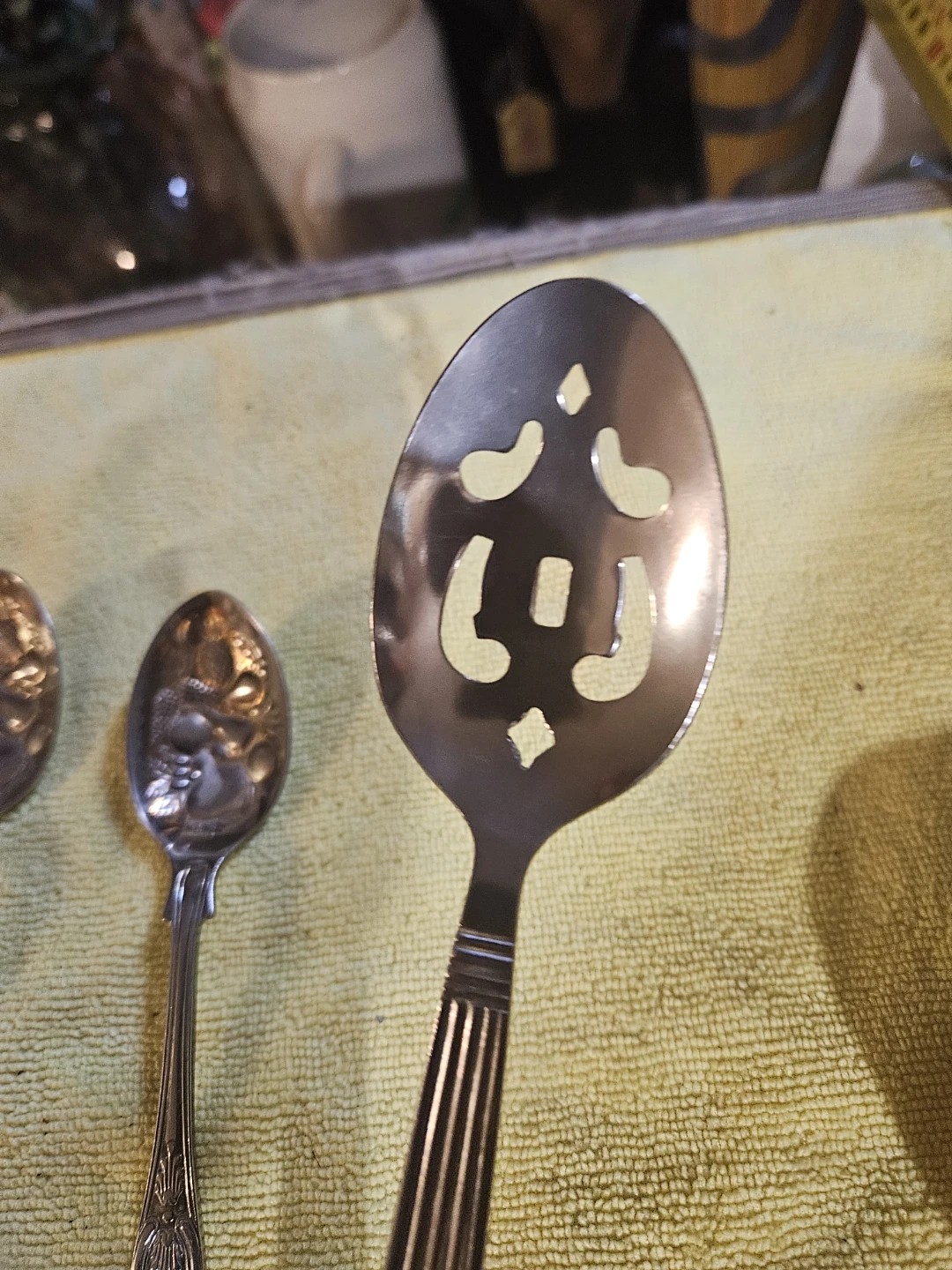 Vintage Decorative Serving Spoons & Slotted Spoon - photo 3