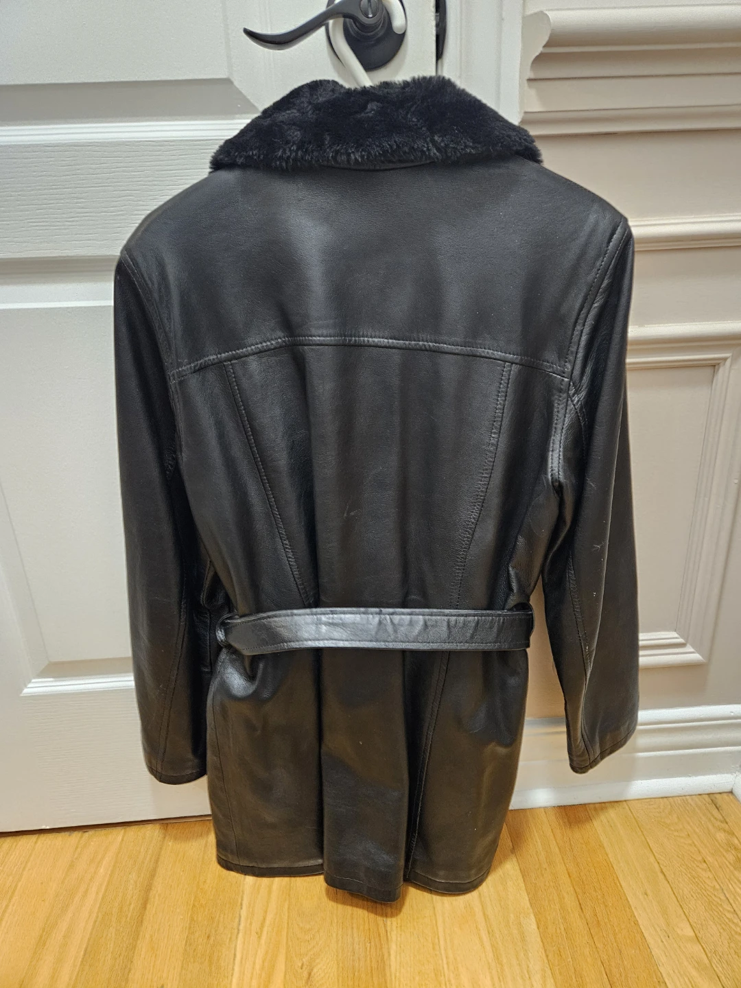 Genuine Olde  Hide House Black Leather Jacket with Fur Collar - photo 3