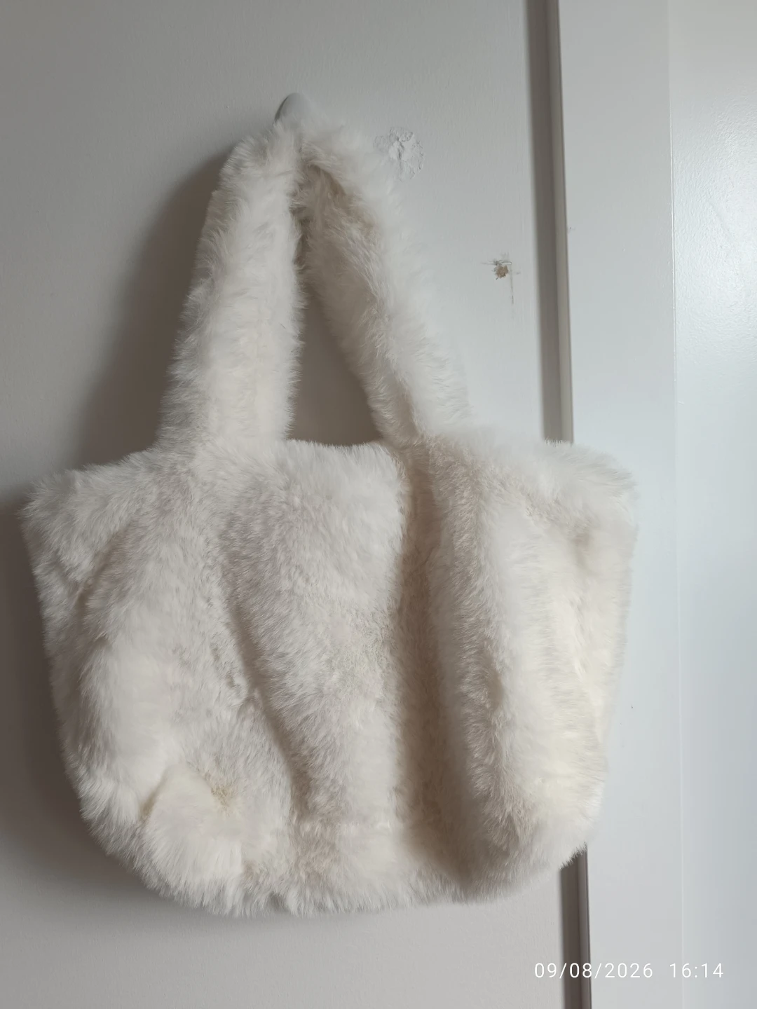 White Faux Fur Tote Bag - photo 4