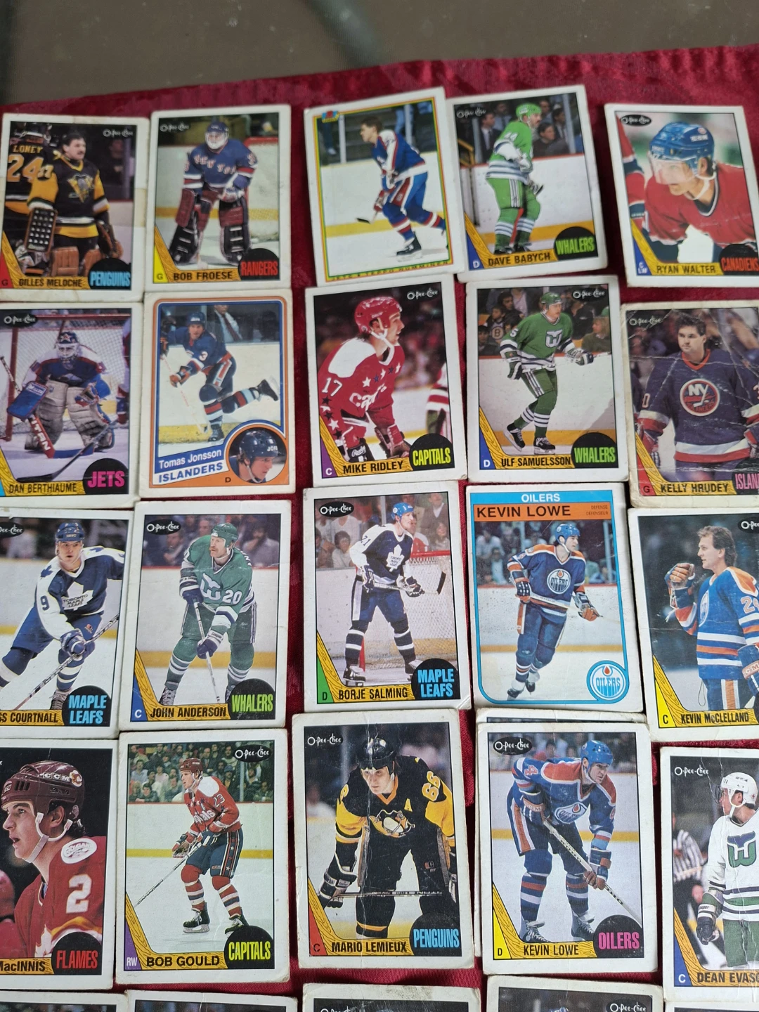 Collection of 1980's O-Pee-Chee Hockey Cards - photo 4