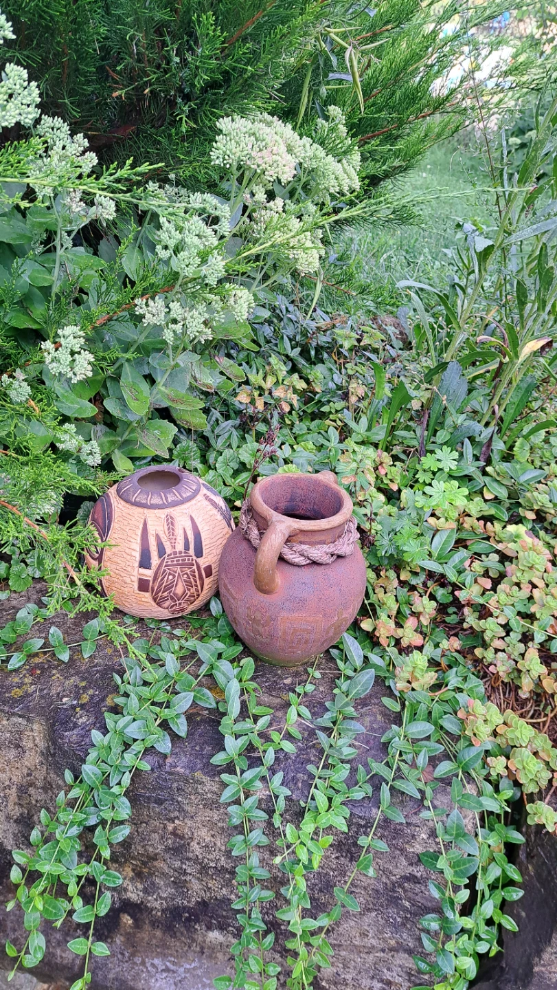 Set of two decorative ceramic vases