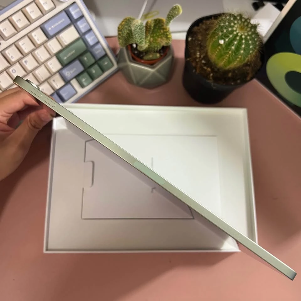 Apple iPad Air 4th Gen (Green,64gb) - photo 5
