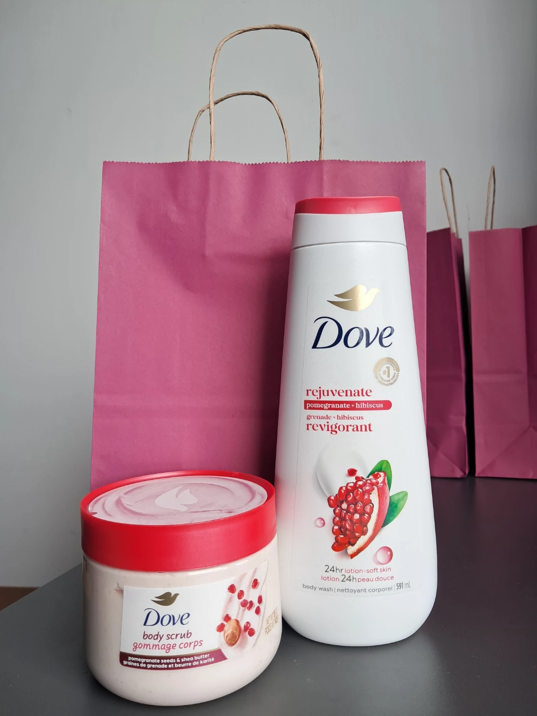 Dove Rejuvenate Body Wash & Body Scrub Set