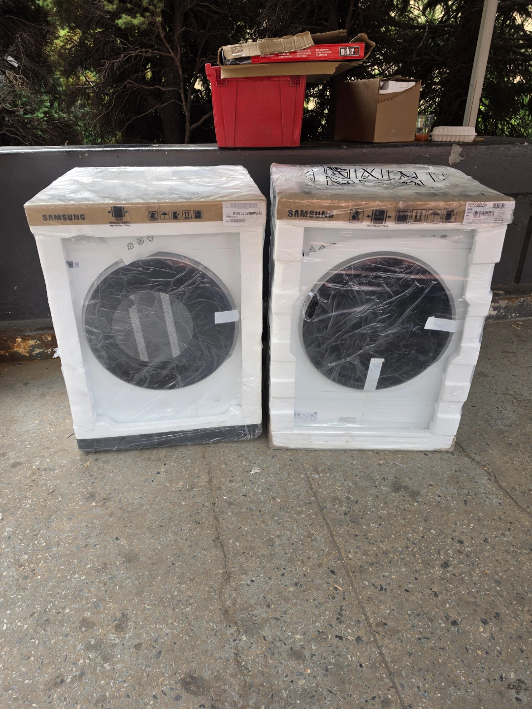 Samsung Washer DV25B6900HW and electric dryer ventless set