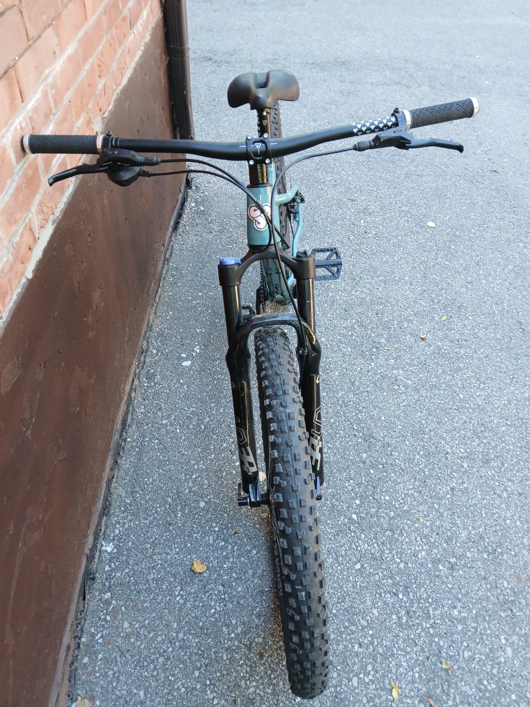 Sombrio Shovel 3 Mountain Bike - Pickup Only - photo 2