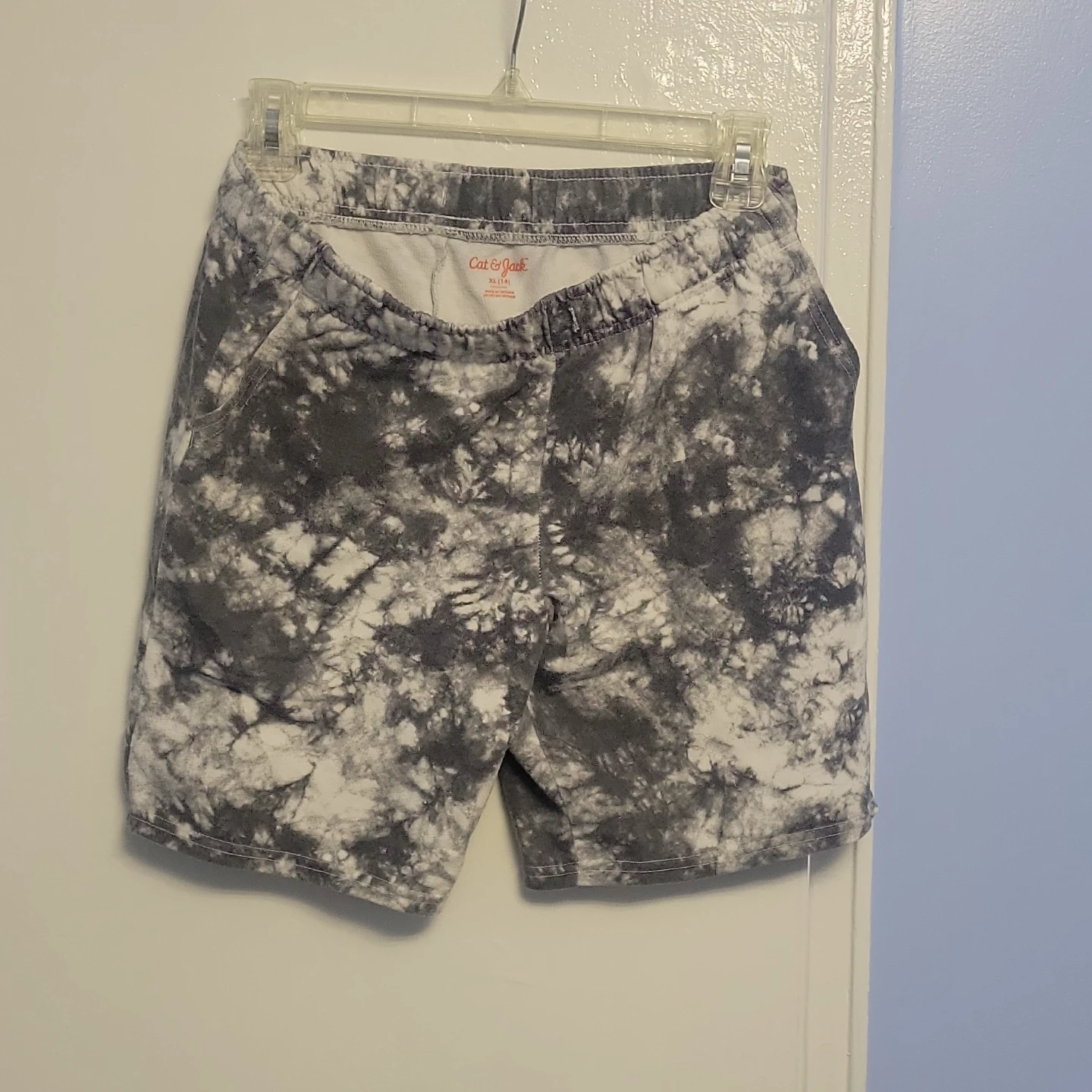 Cat & Jack Tie-Dye Shorts XL (14)