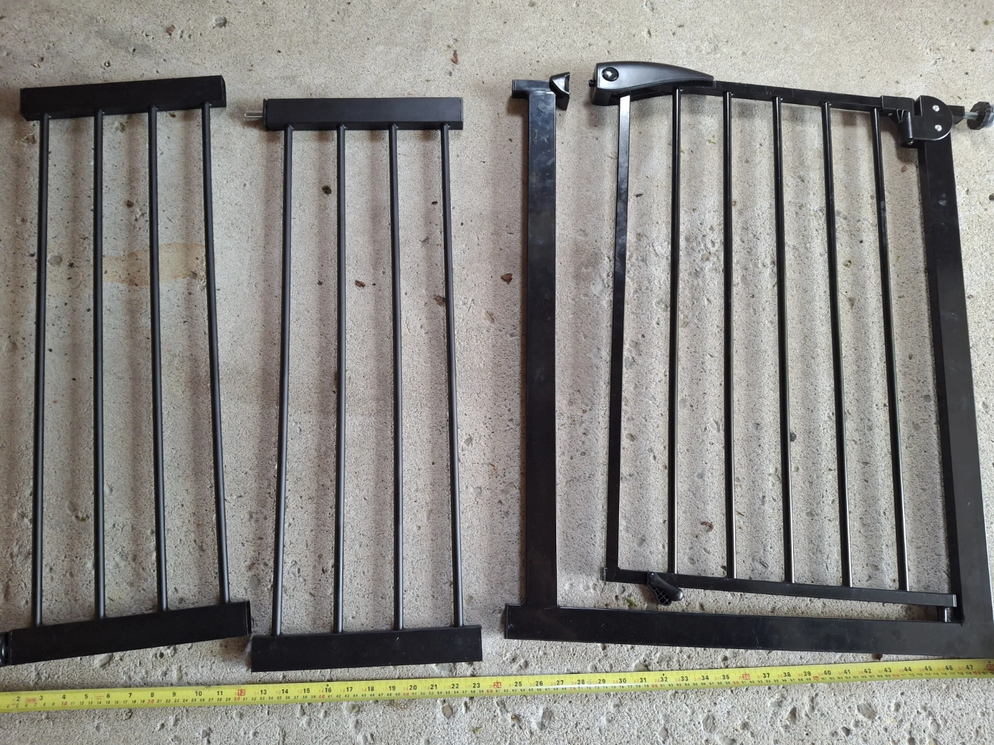 Black Metal Baby Gate and Parts - photo 2