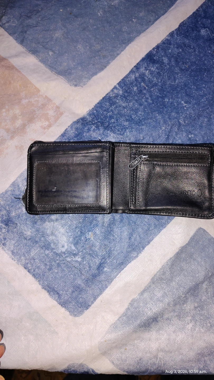 Black Leather Bifold Wallet with Zipper Pocket - photo 5