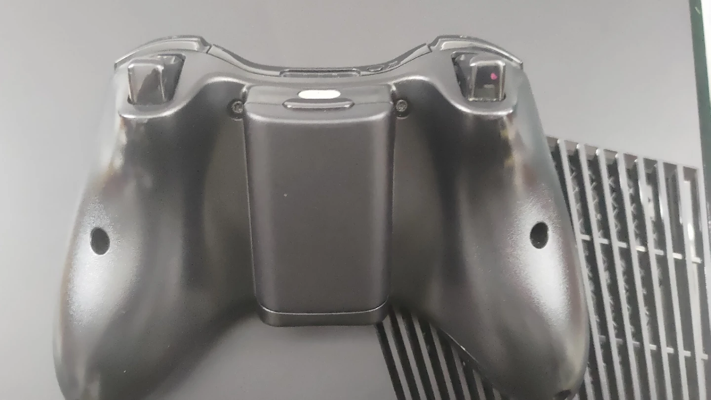 Xbox 360 S Console - photo 4