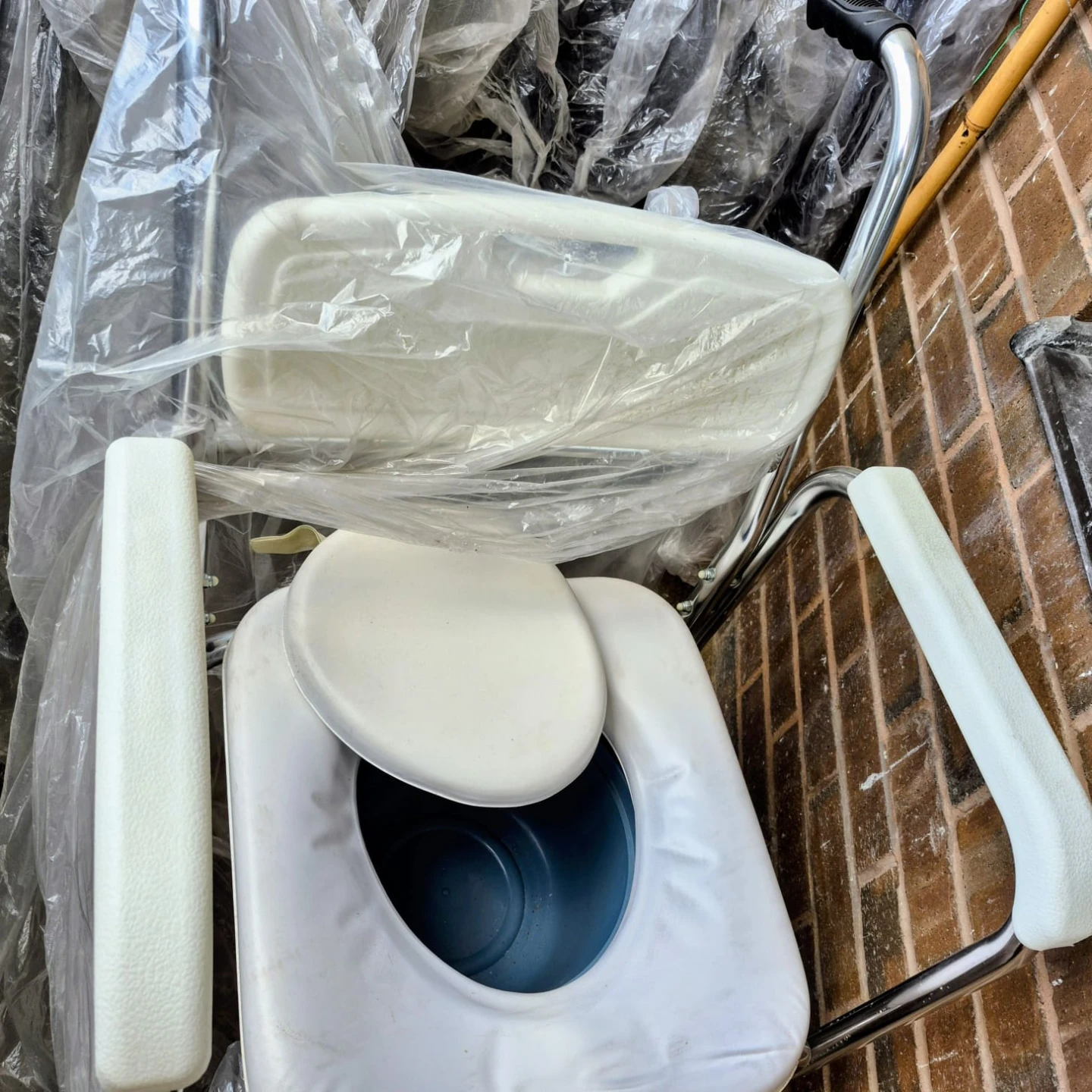Bariatric Commode Chair with Padded Seat and Armrests