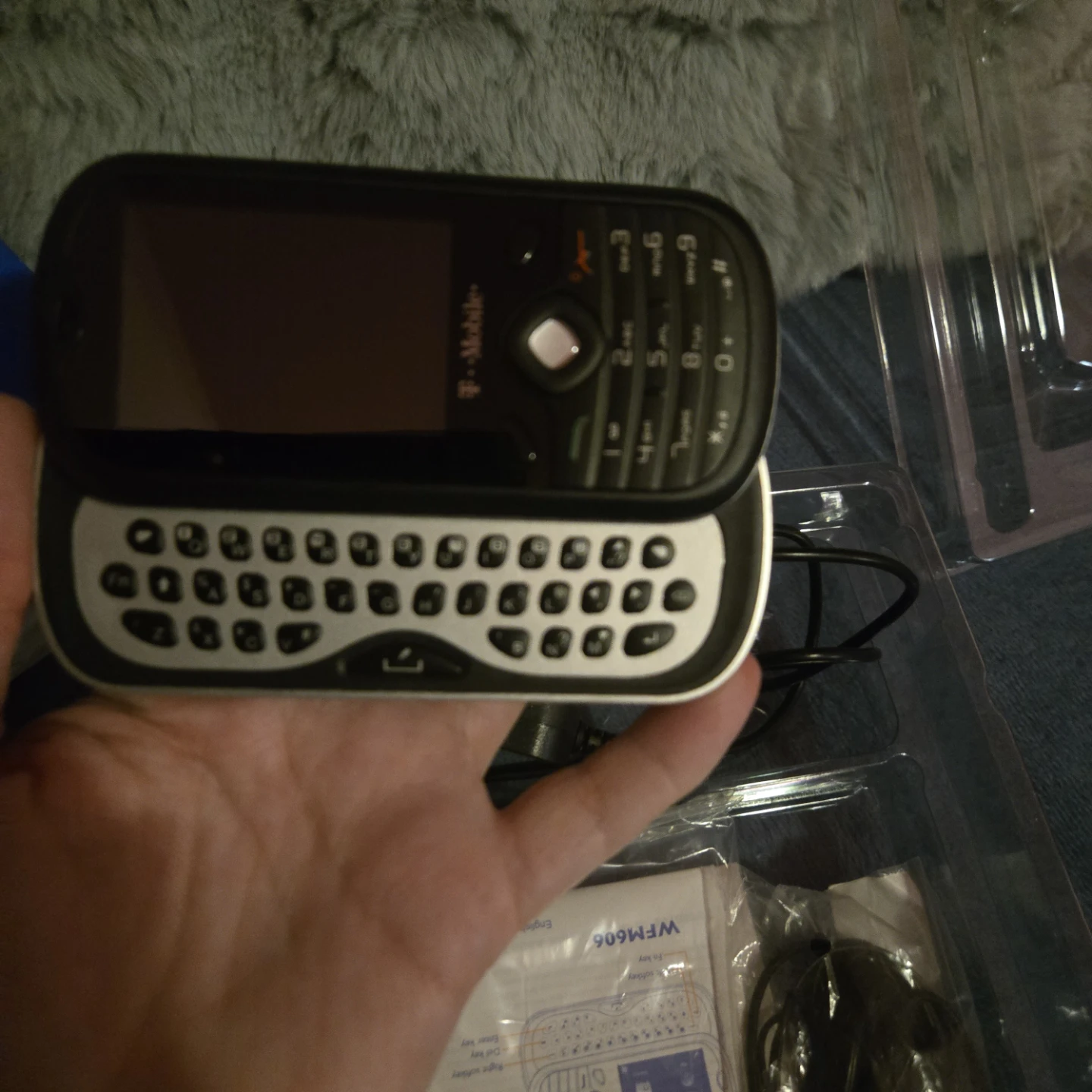 New t mobile phone. - photo 5