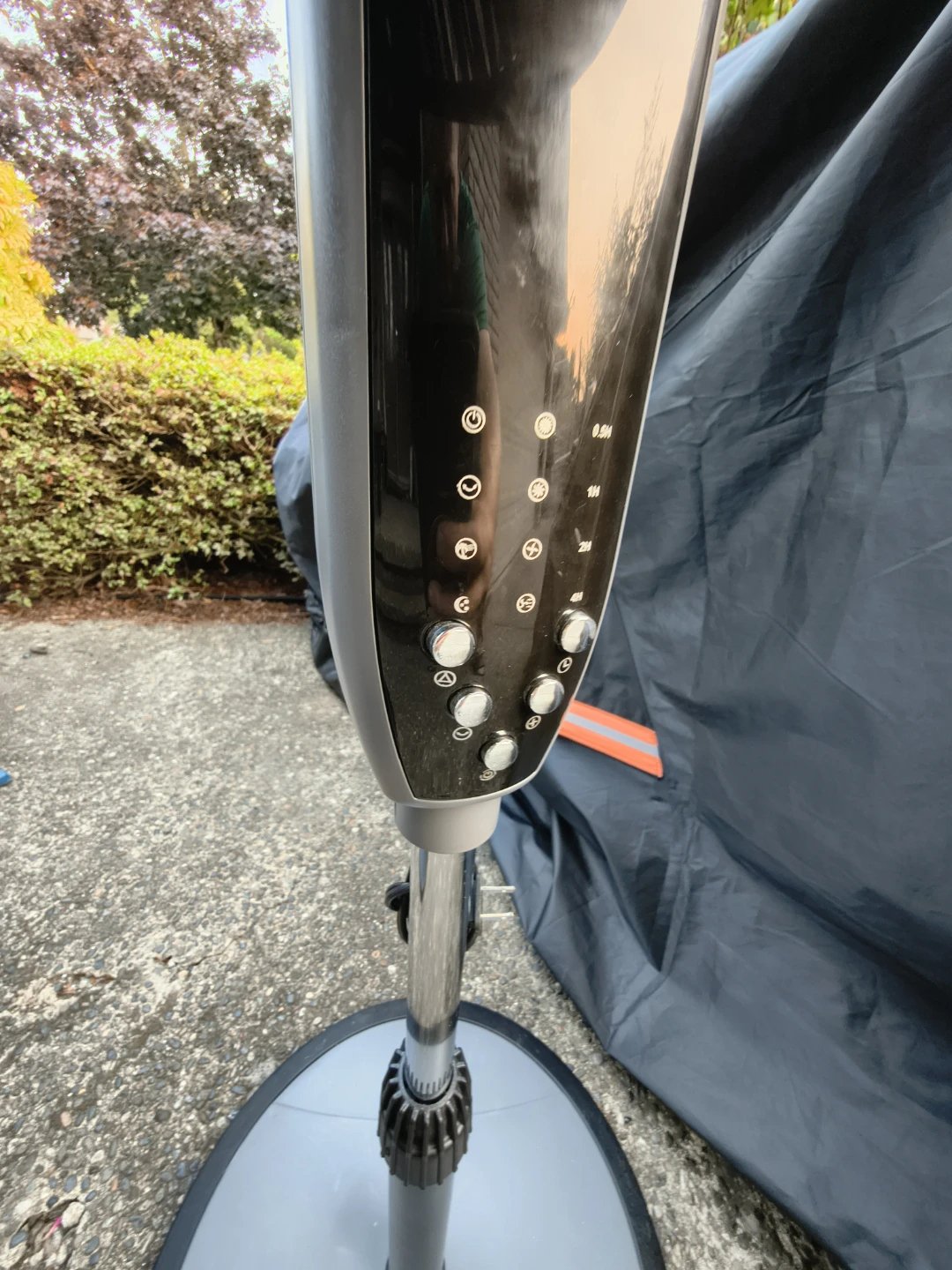 7 Blade Premium Electronic 16 in Pedestal Fan - photo 2