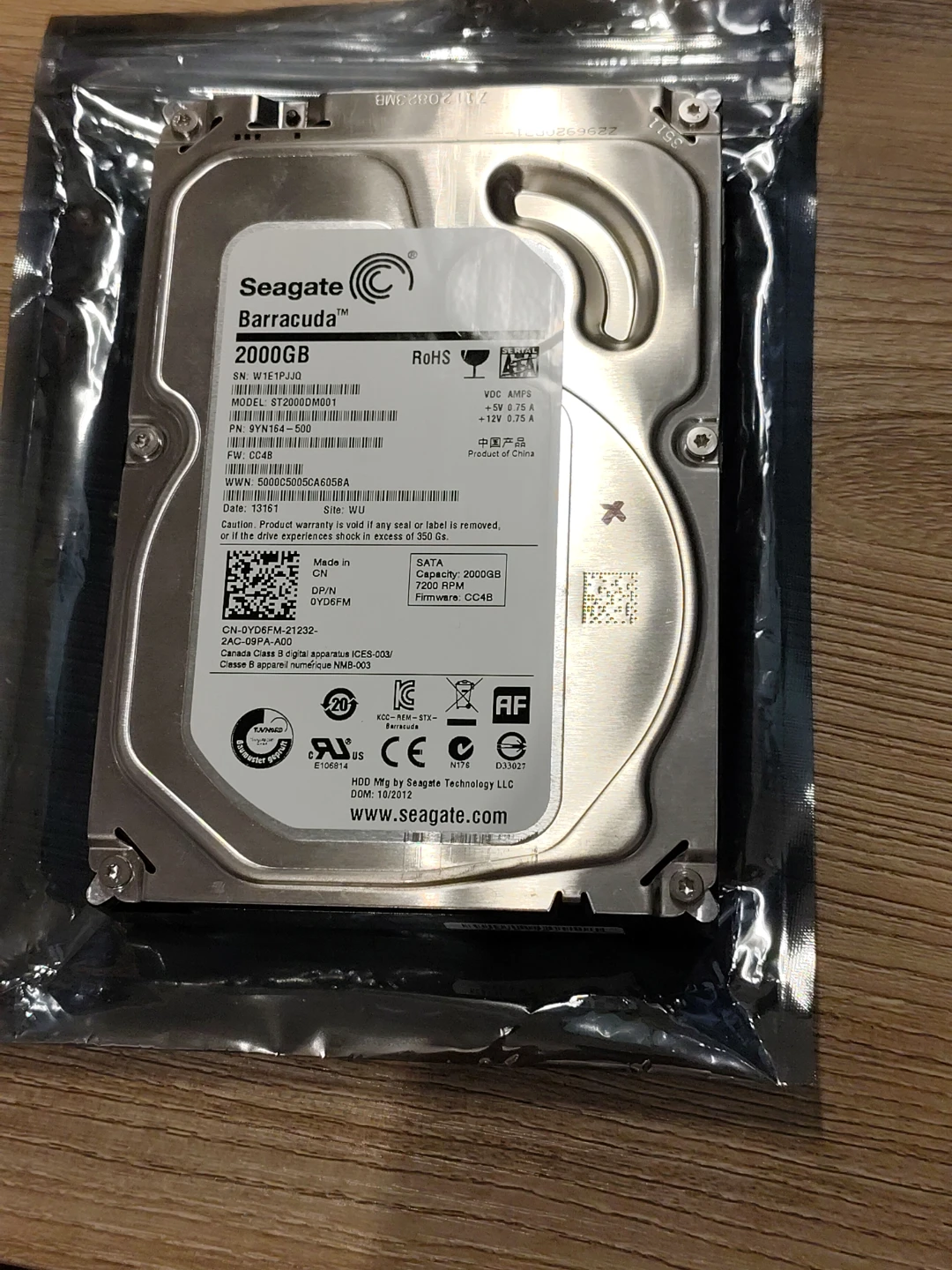 Seagate Barracuda 2TB Internal HDD SMART health status:  Caution