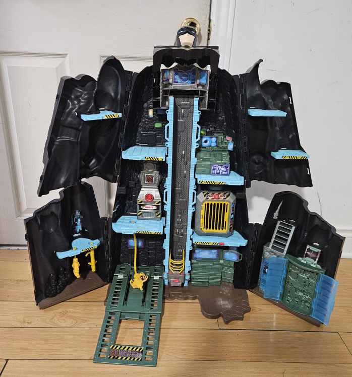 Batman Cave - photo 2