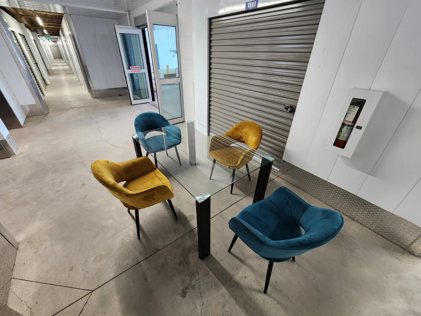 🇨🇦 Structube Dining table set with 4 chairs - photo 5