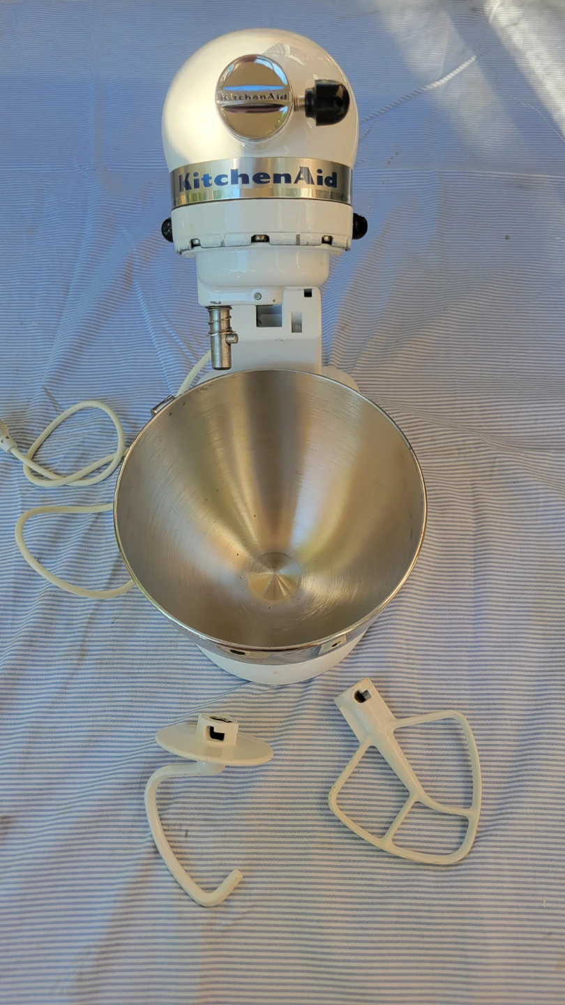 KitchenAid Ultra Power Stand Mixer - White - photo 3