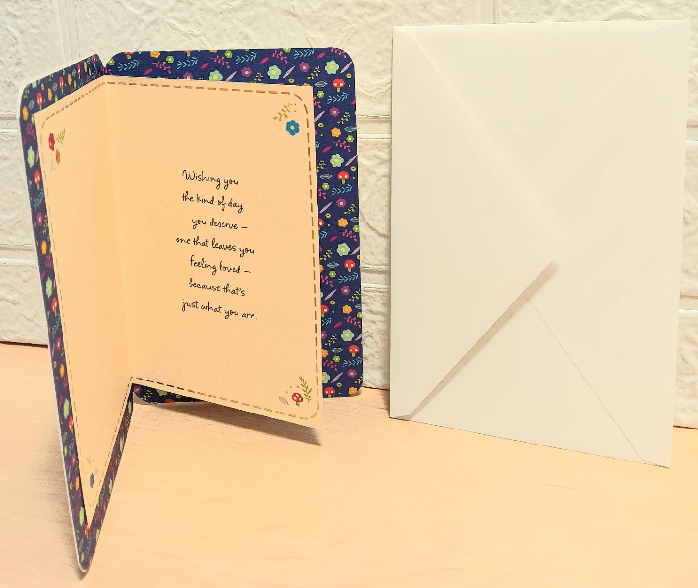 🌹Carlton Cards Birthday Greeting Card🌹 - photo 3