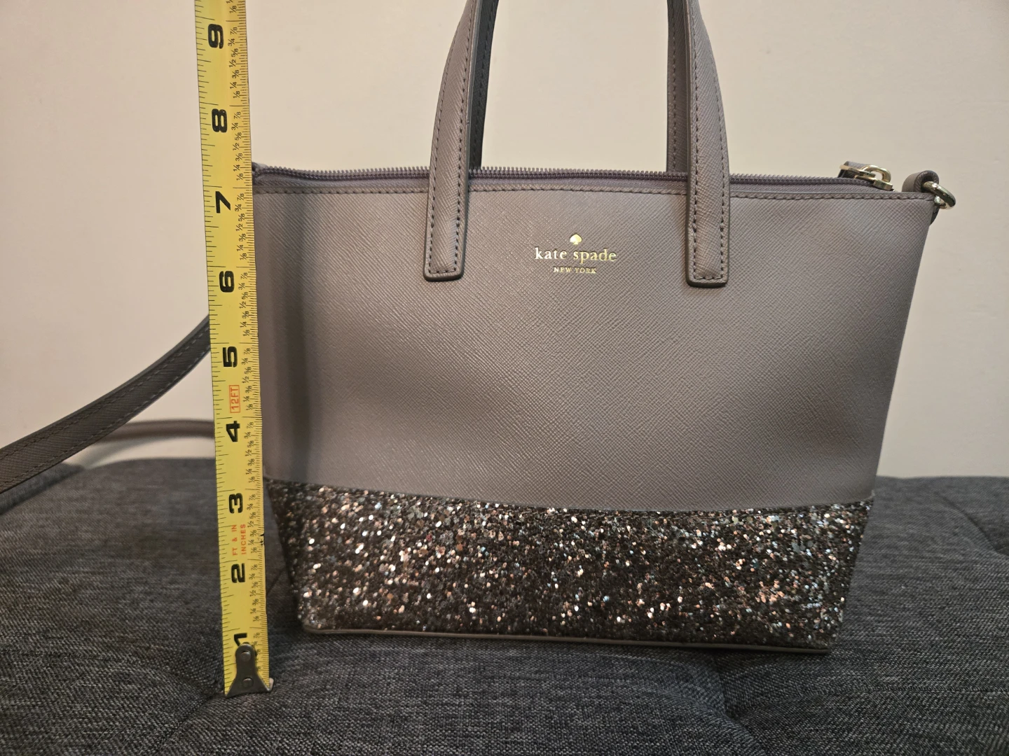 Kate Spade New York Handbag with Glitter Accent - photo 5