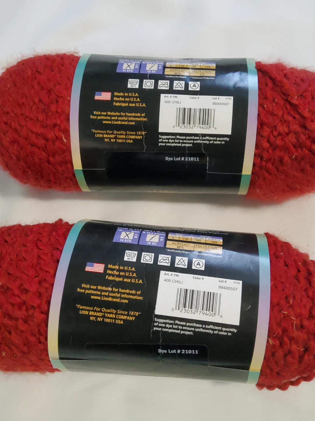 4 skeins of Lion Brand Homespun yarn - photo 2