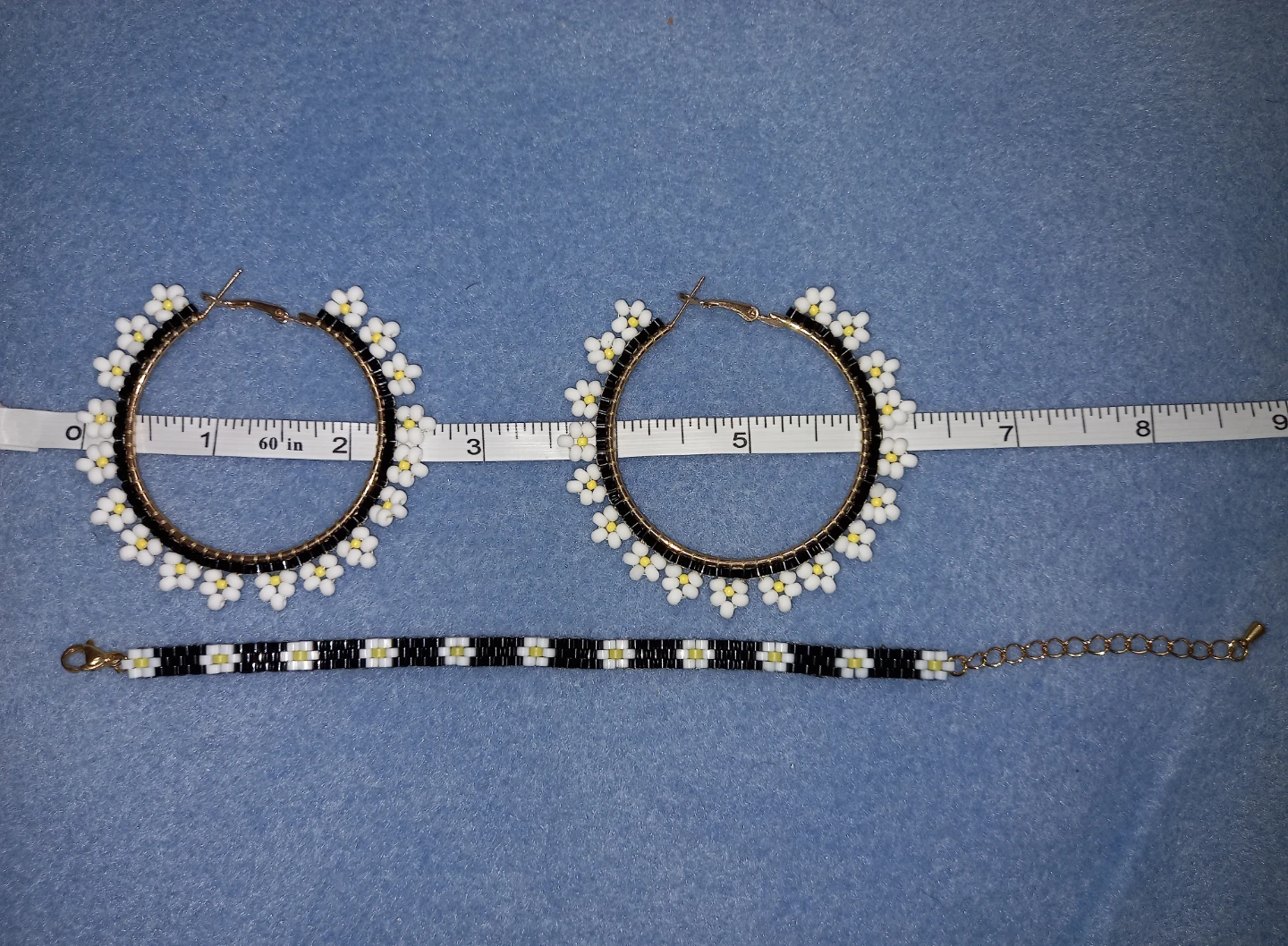 Beaded Hoop Earrings and Bracelet Set - photo 3