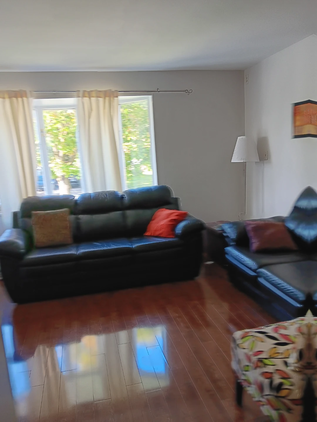 3 bedroom,  1.5 washroom upper floor for rent - photo 2