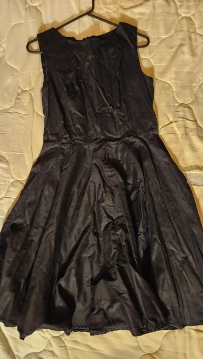 Klein Dress knee-length L Juniors Sleeveless black flare teens