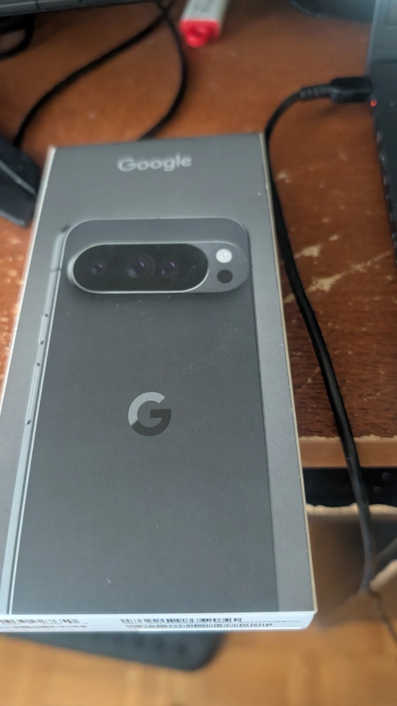 Google Pixel 10 Pro XL Smartphone - photo 2