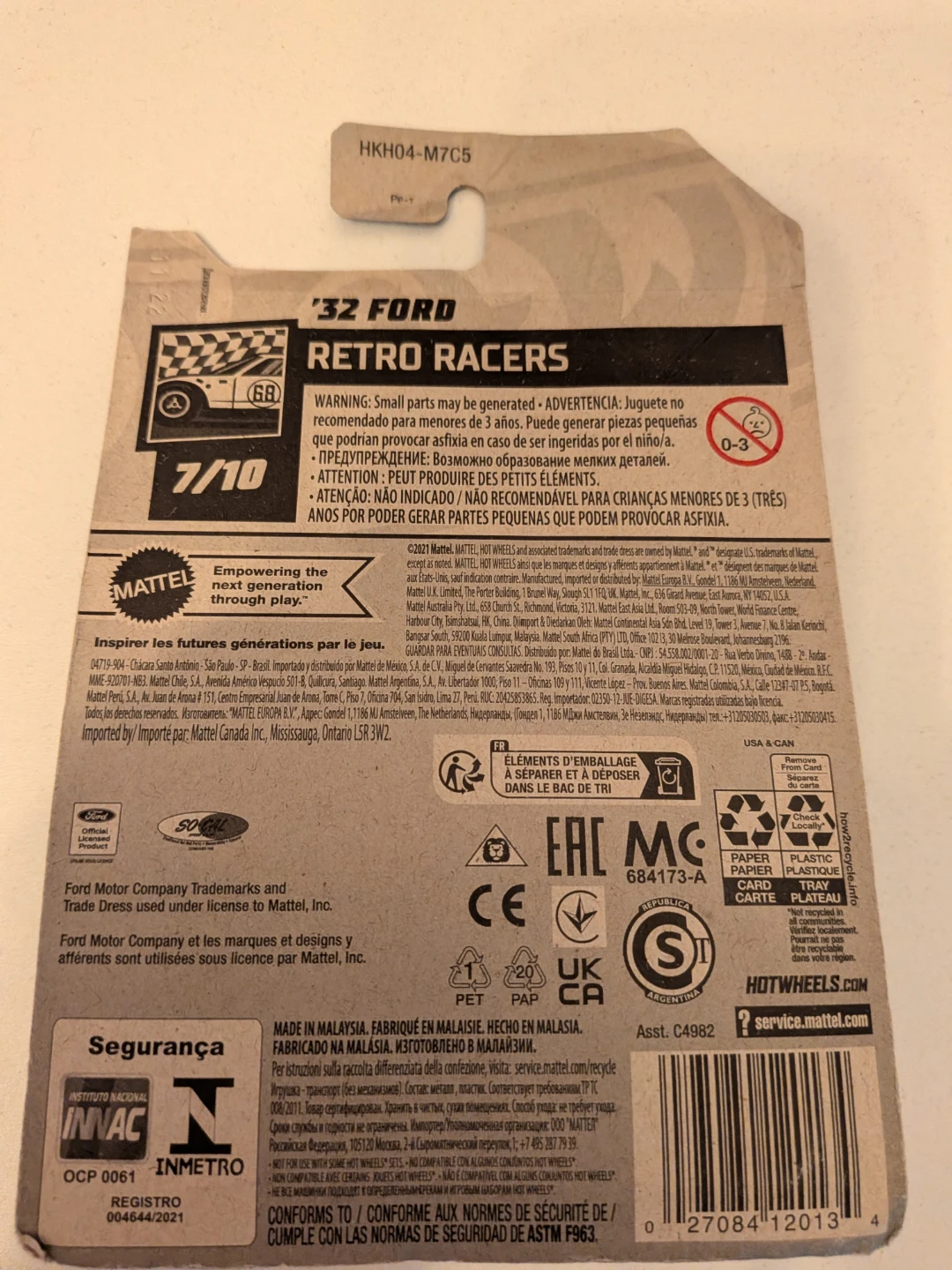 Hot Wheels 32 Ford Retro Racers die-cast car - photo 4