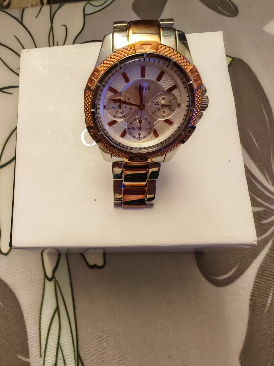 GUESS Ladies Two‑Tone Watch – Boxed Set with Extra Links - photo 2