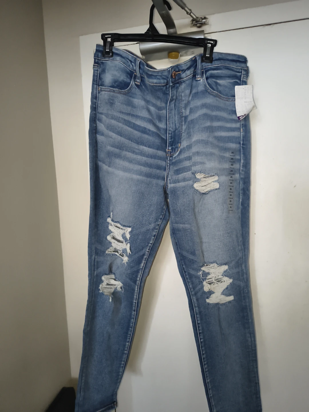 American Eagle Ripped Jeans Size 20 - photo 2