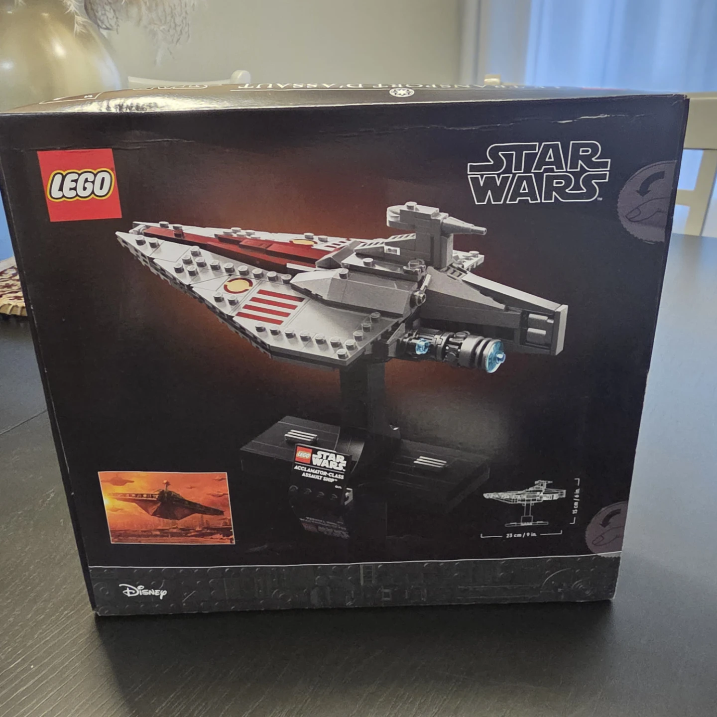 LEGO Star Wars Acclamator-Class Assault Ship Building Set 75404 - photo 2
