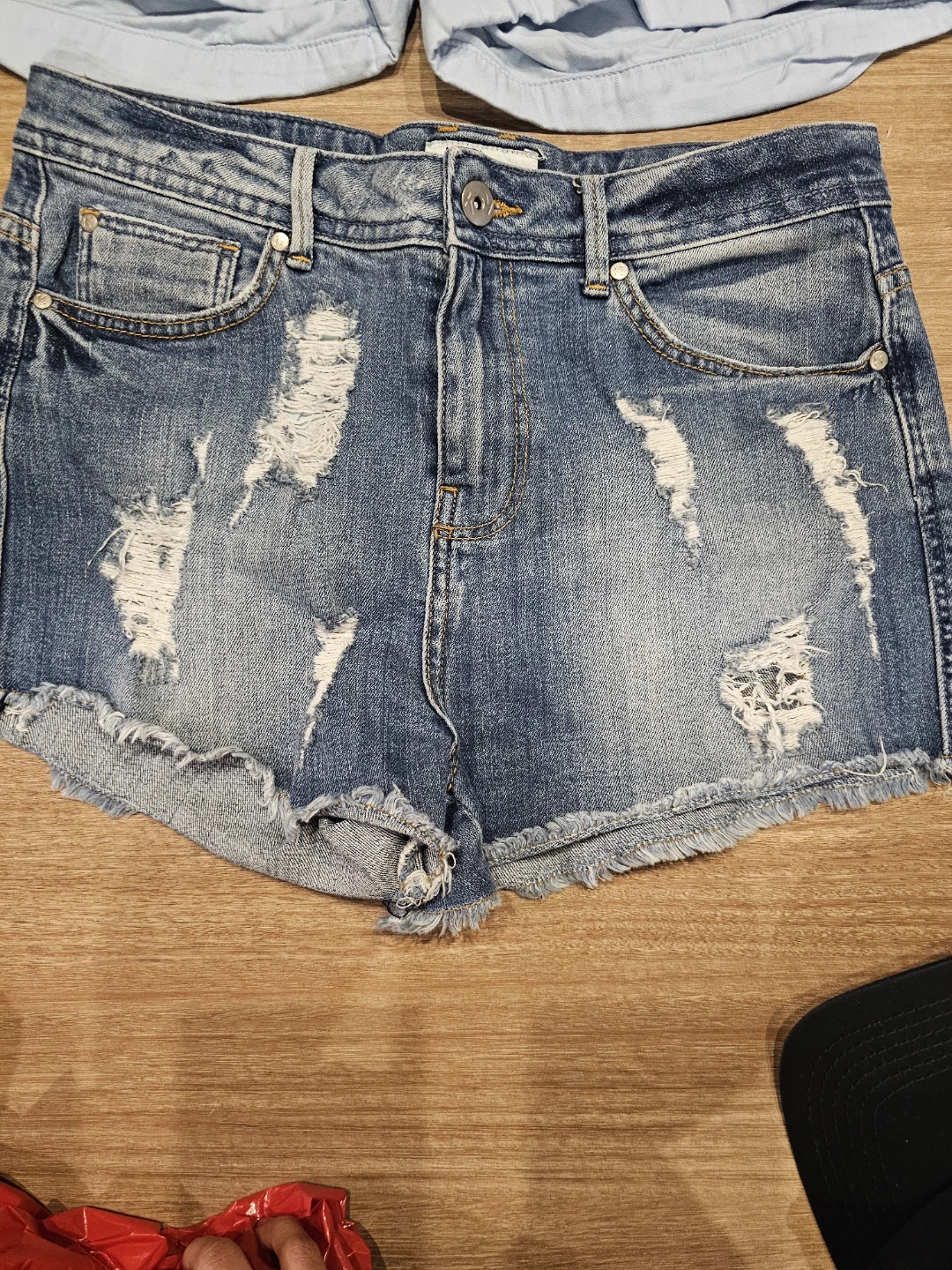 Denim & Light Blue&black Shorts - photo 2