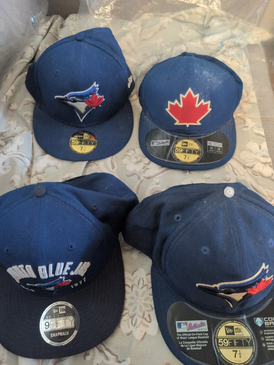 New Era Toronto Blue Jays & Canada Maple Leaf Hats - photo 2