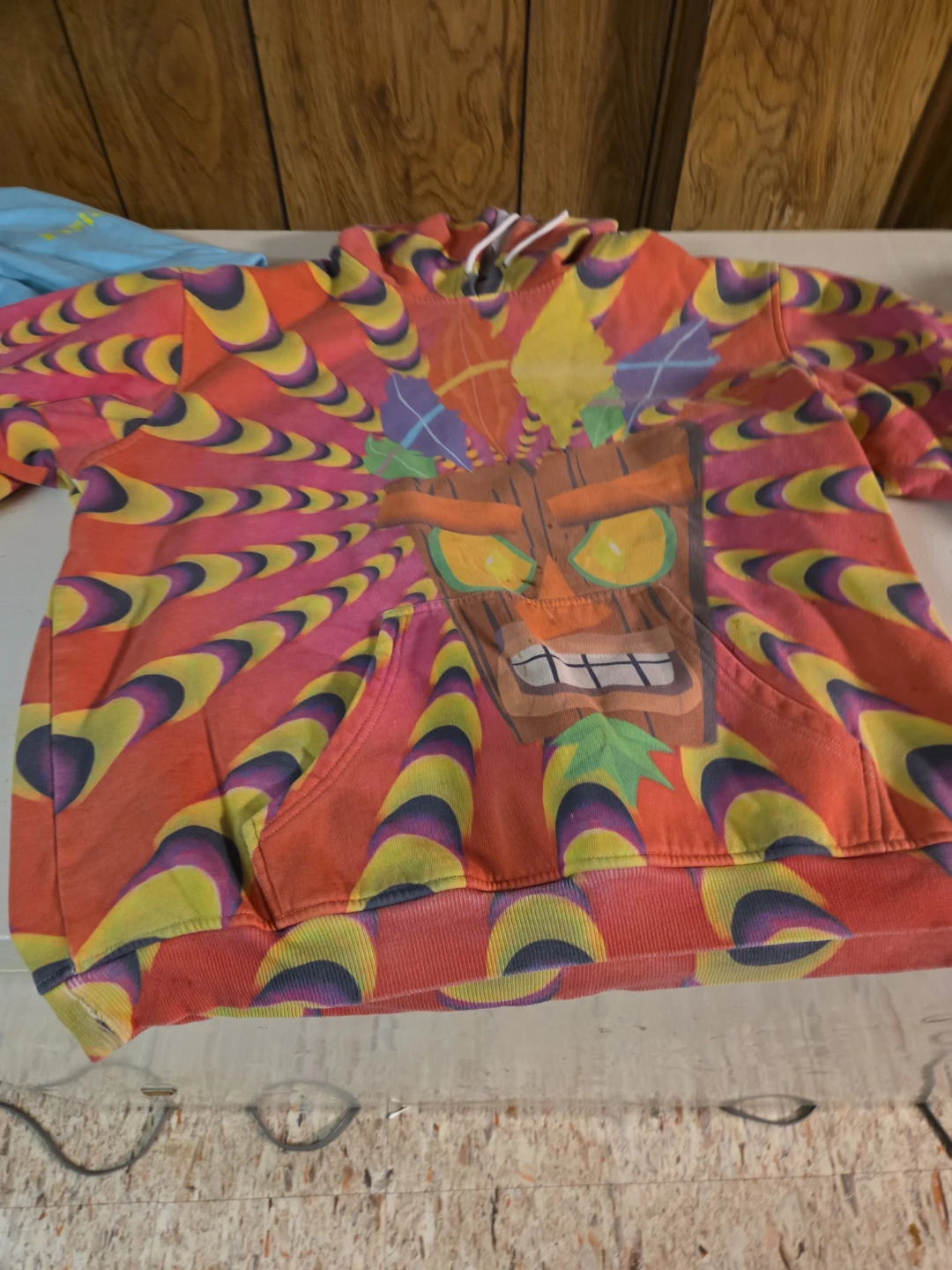 Crash Bandicoot Hoodie - XL