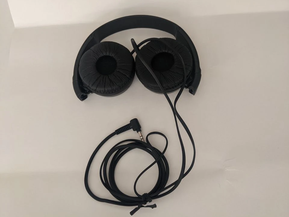 Sony MDR-ZX110 Wired Over-Ear Headphones (Black) – Box Included - photo 4
