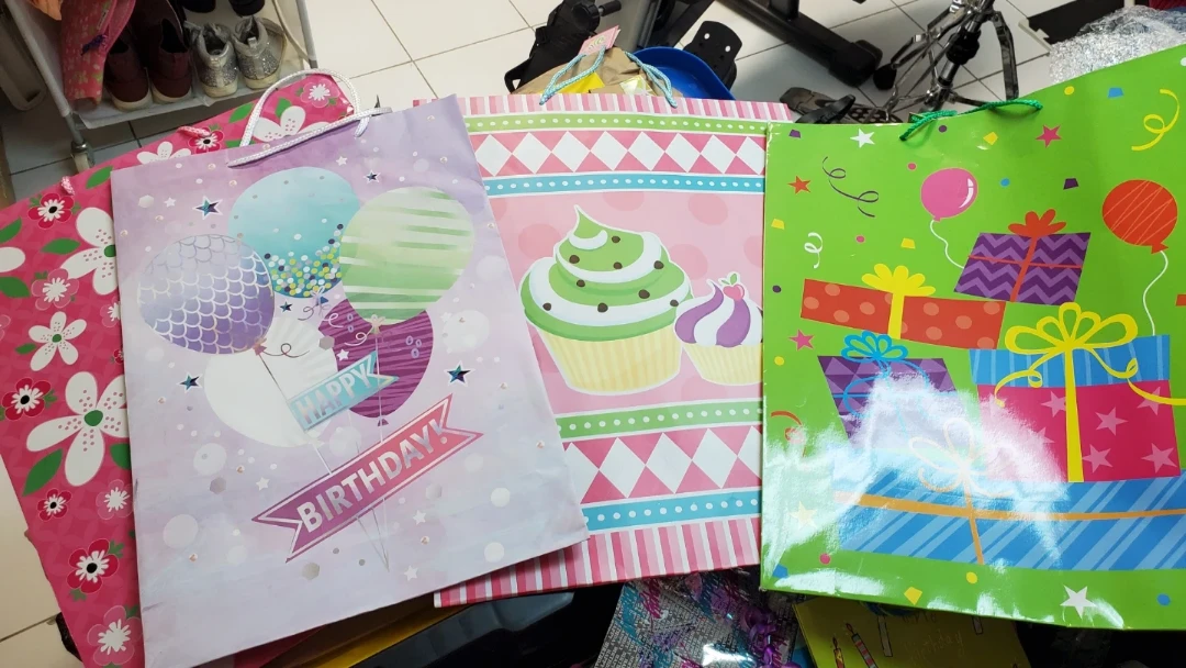 Happy birthday gift bags and paper - photo 2