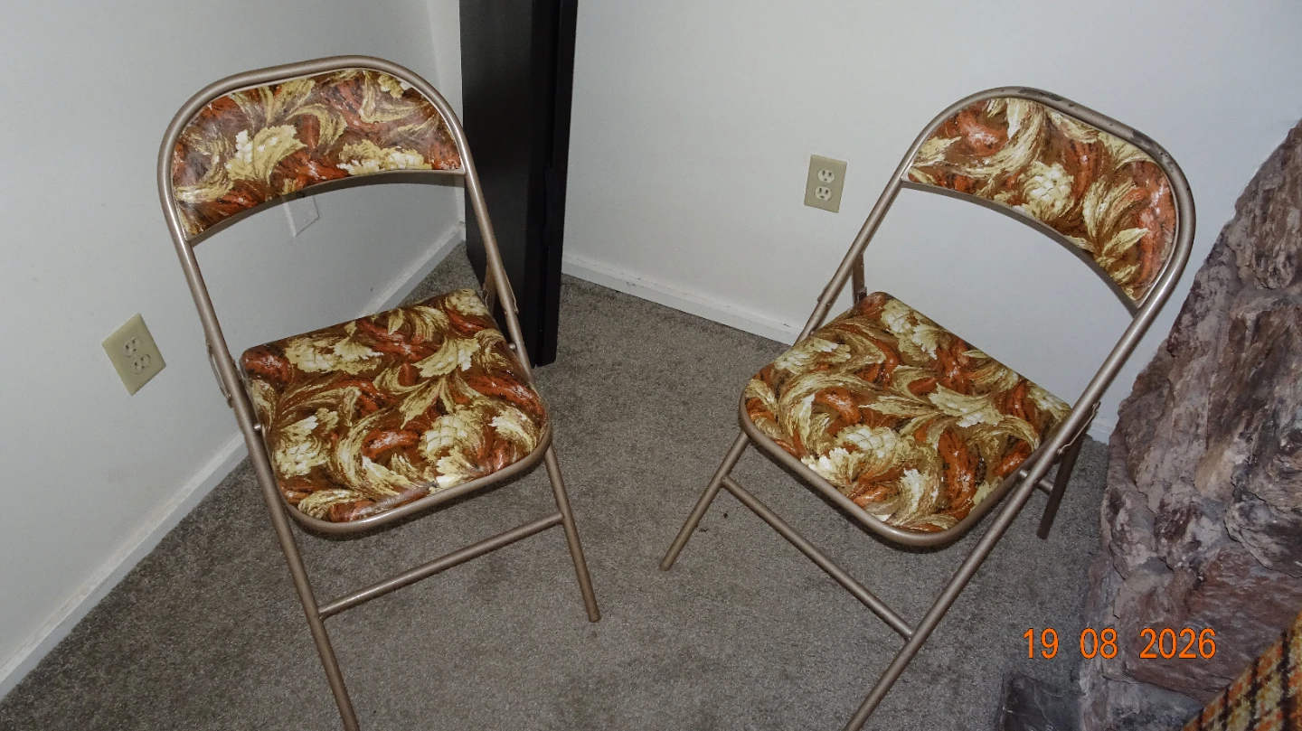 Mainstays 24" Folding Table and 2 Chairs Set - photo 4
